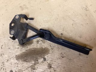 bontott VW PASSAT B6 Motorháztető Bal Zsanér