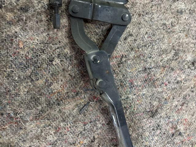 bontott VW PASSAT B6 Motorháztető Bal Zsanér