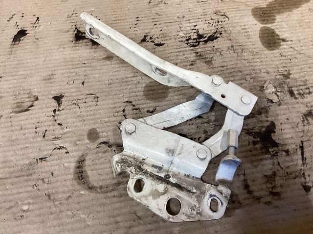 bontott VW PASSAT B6 Motorháztető Bal Zsanér