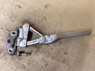 bontott VW PASSAT B6 Motorháztető Bal Zsanér