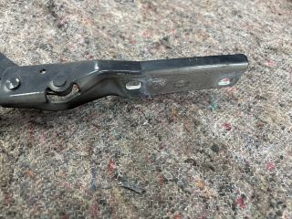 bontott VW PASSAT B6 Motorháztető Bal Zsanér