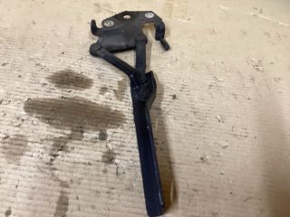 bontott VW PASSAT B6 Motorháztető Bal Zsanér