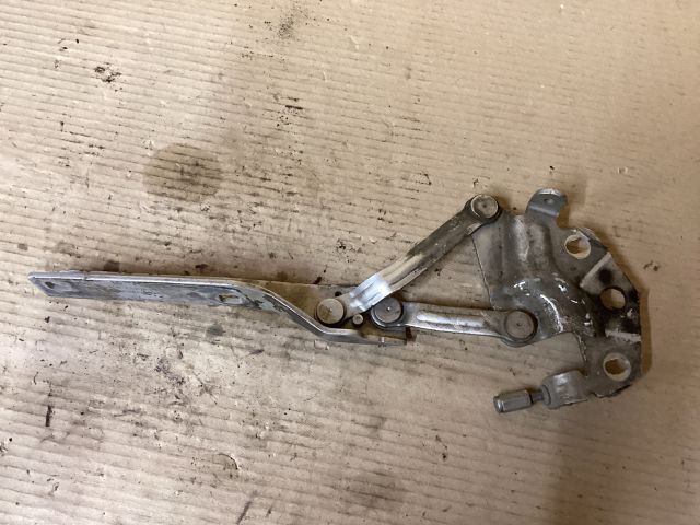 bontott VW PASSAT B6 Motorháztető Bal Zsanér