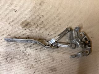 bontott VW PASSAT B6 Motorháztető Bal Zsanér