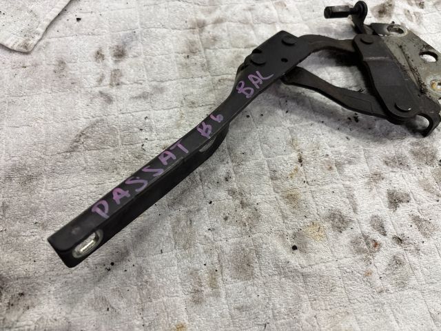 bontott VW PASSAT B6 Motorháztető Bal Zsanér