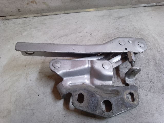 bontott VW PASSAT B6 Motorháztető Bal Zsanér