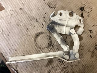 bontott VW PASSAT B6 Motorháztető Bal Zsanér