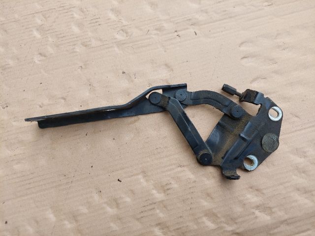 bontott VW PASSAT B6 Motorháztető Jobb Zsanér