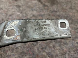 bontott VW PASSAT B6 Motorháztető Jobb Zsanér