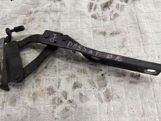 bontott VW PASSAT B6 Motorháztető Jobb Zsanér