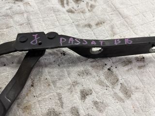 bontott VW PASSAT B6 Motorháztető Jobb Zsanér