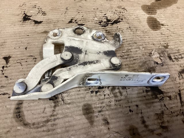 bontott VW PASSAT B6 Motorháztető Jobb Zsanér