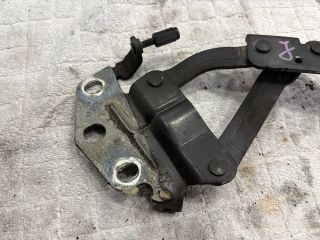 bontott VW PASSAT B6 Motorháztető Jobb Zsanér