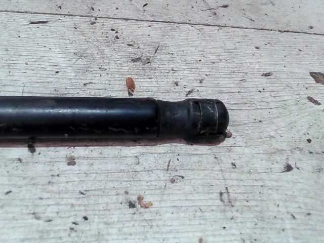 bontott VW PASSAT B6 Motorháztető Kitámasztó Rúd