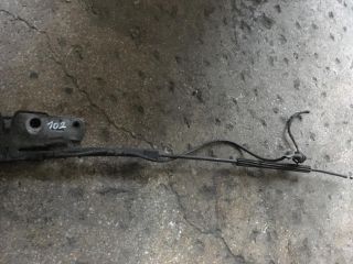 bontott VW PASSAT B6 Motorháztető Nyitó Bowden