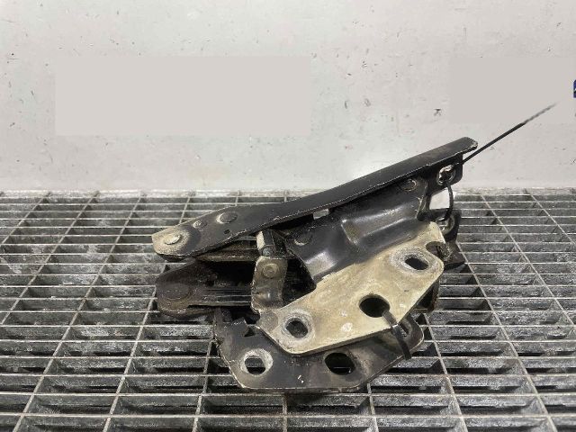 bontott VW PASSAT B6 Motorháztető Zsanér Pár