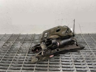 bontott VW PASSAT B6 Motorháztető Zsanér Pár