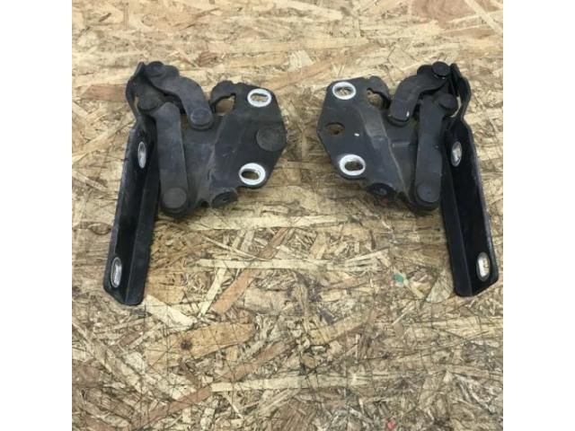 bontott VW PASSAT B6 Motorháztető Zsanér Pár