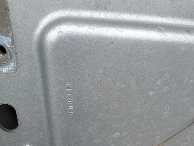 bontott VW PASSAT B6 Motorháztető