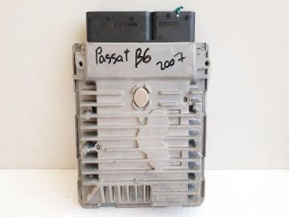 bontott VW PASSAT B6 Motorvezérlő