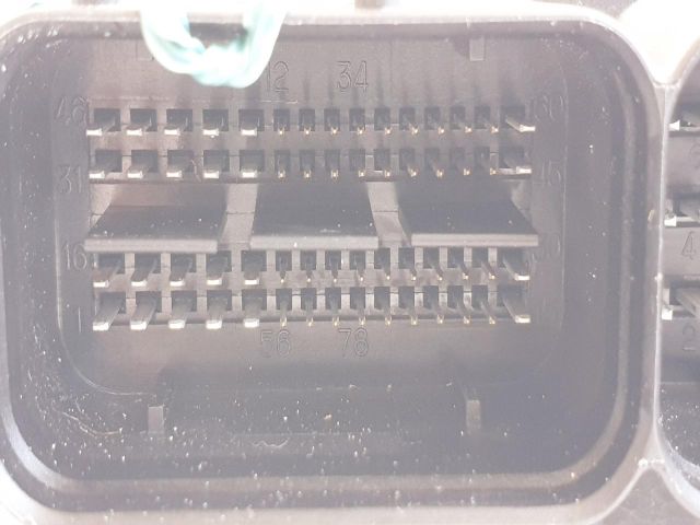 bontott VW PASSAT B6 Motorvezérlő