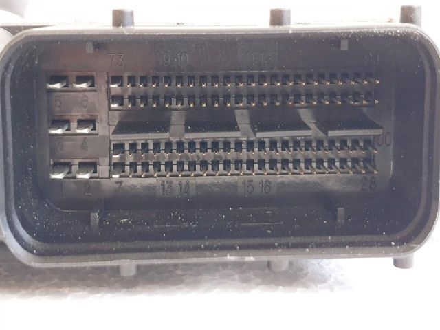 bontott VW PASSAT B6 Motorvezérlő