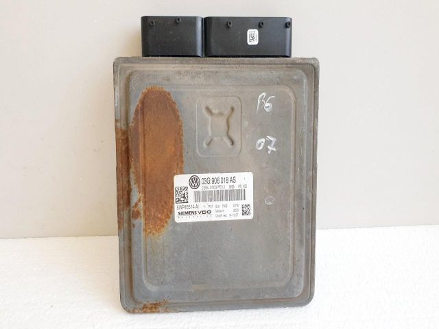 bontott VW PASSAT B6 Motorvezérlő