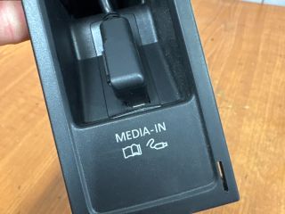 bontott VW PASSAT B6 Multimédia Vezérlő