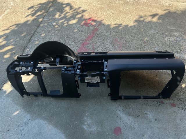 bontott VW PASSAT B6 Műszerfal Héj