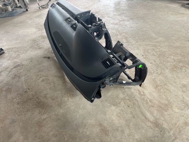 bontott VW PASSAT B6 Műszerfal Héj