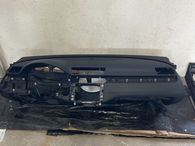 bontott VW PASSAT B6 Műszerfal Héj