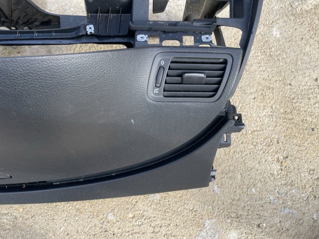 bontott VW PASSAT B6 Műszerfal Héj