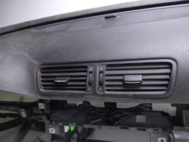 bontott VW PASSAT B6 Műszerfal Héj