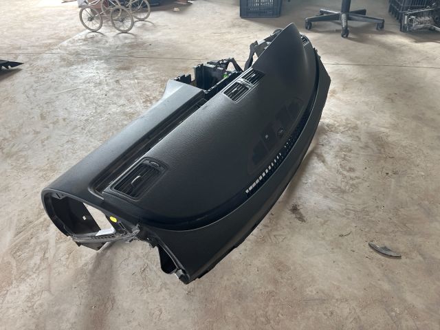 bontott VW PASSAT B6 Műszerfal Héj