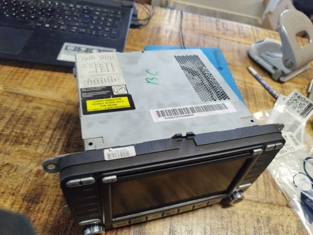 bontott VW PASSAT B6 Navigációs Fejegység