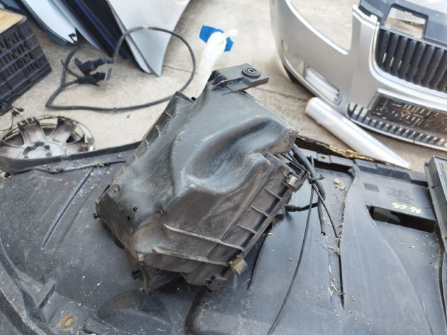 bontott VW PASSAT B6 Navigációs Fejegység