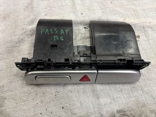bontott VW PASSAT B6 Pohártartó