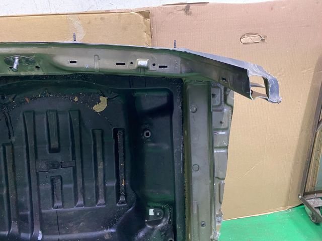 bontott VW PASSAT B6 Pótkerék Tartó Fenéklemez