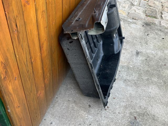 bontott VW PASSAT B6 Pótkerék Tartó