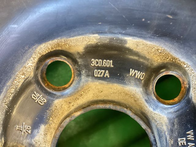 bontott VW PASSAT B6 Pótkerék