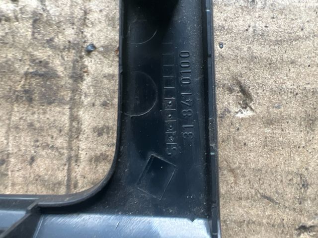 bontott VW PASSAT B6 Rádió / CD Keret