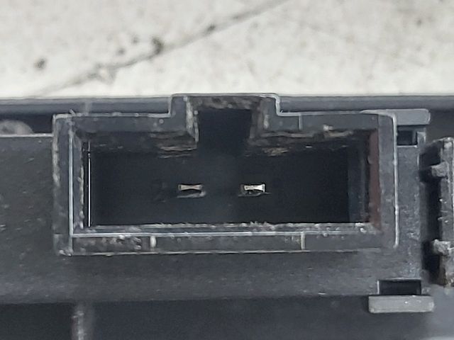 bontott VW PASSAT B6 Rádió / CD Keret