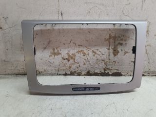 bontott VW PASSAT B6 Rádió / CD Keret