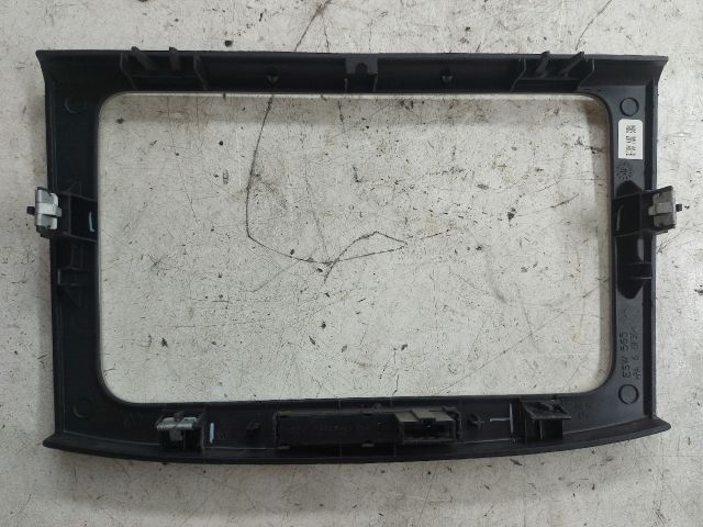 bontott VW PASSAT B6 Rádió / CD Keret