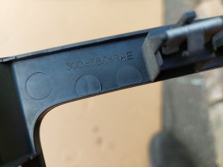 bontott VW PASSAT B6 Rádió / CD Keret