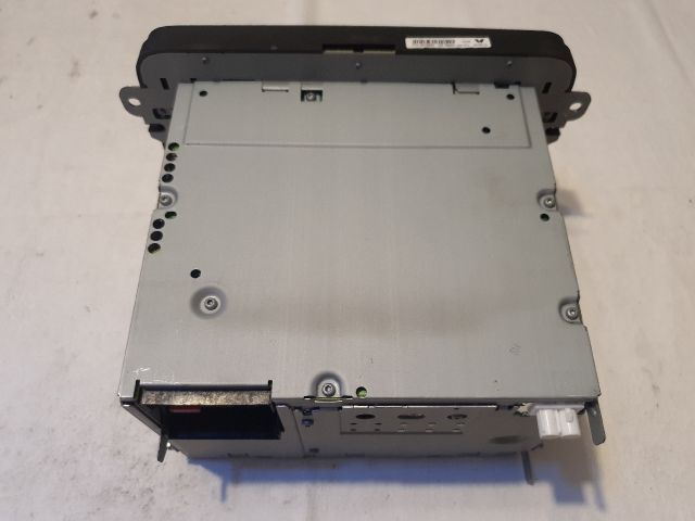 bontott VW PASSAT B6 Rádió / CD