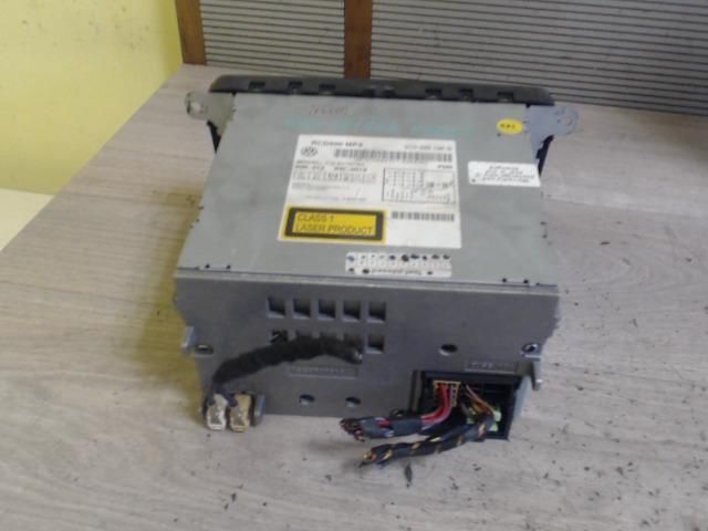 bontott VW PASSAT B6 Rádió / CD