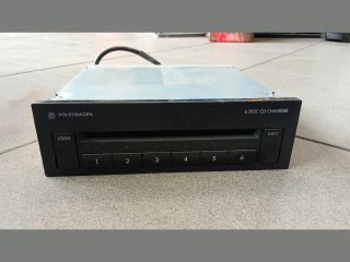 bontott VW PASSAT B6 Rádió / CD