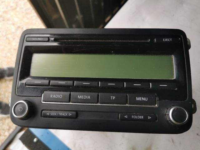 bontott VW PASSAT B6 Rádió / CD