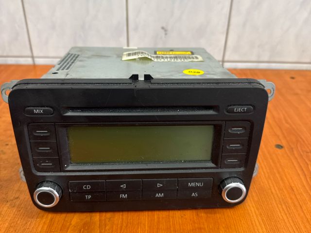 bontott VW PASSAT B6 Rádió / CD